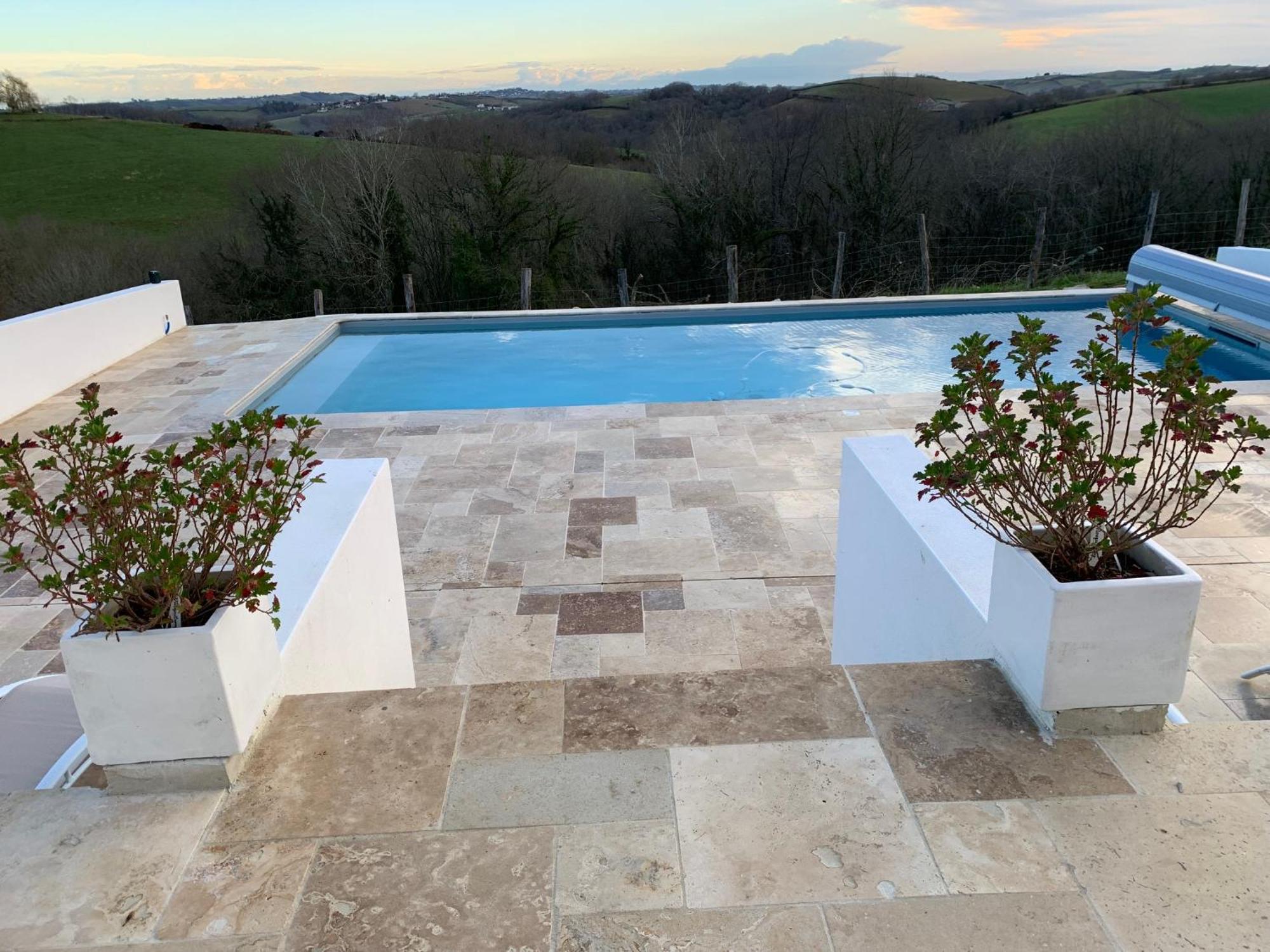 Bed & Breakfast Perbos 1556 La Bastide-Clairence ภายนอก รูปภาพ