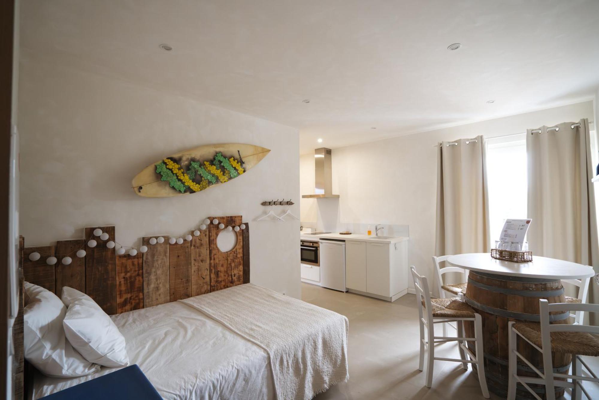Bed & Breakfast Perbos 1556 La Bastide-Clairence ภายนอก รูปภาพ