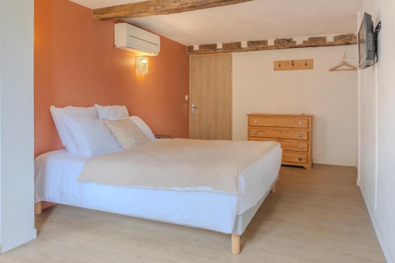 Bed & Breakfast Perbos 1556 La Bastide-Clairence ภายนอก รูปภาพ